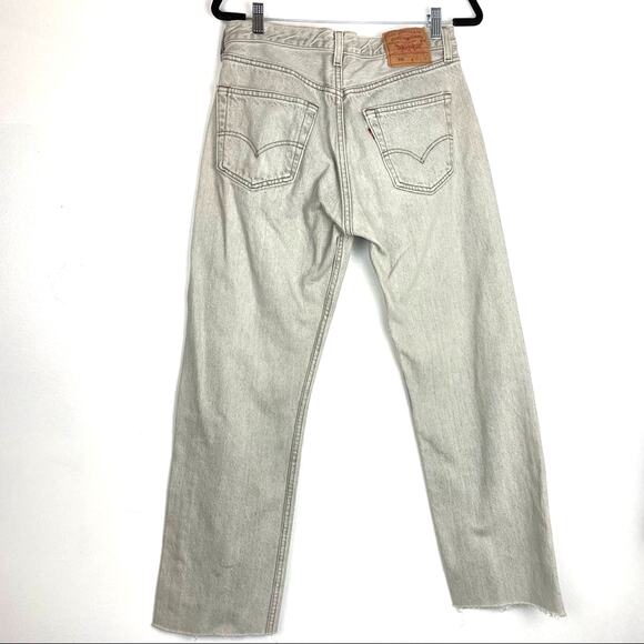 Vintage Levi’s 501 Jeans with Hand Painted Purple Flowers 32 33 - Picture 2 of 9